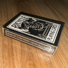 Load image into Gallery viewer, Bicycle UV500 Black Tiger (White) Playing Cards