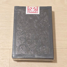 Load image into Gallery viewer, David Blaine Red Gatorback Playing Cards (Ding)
