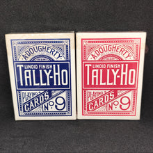 Load image into Gallery viewer, Vintage Tally Ho Circle Back Playing Cards Set