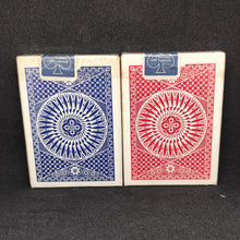 Load image into Gallery viewer, Vintage Tally Ho Circle Back Playing Cards Set