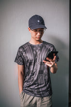 Load image into Gallery viewer, Close Cull T Shirt