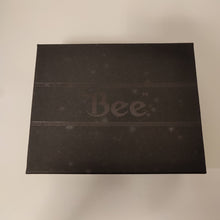 Load image into Gallery viewer, Luxurious Bee Playing Cards
