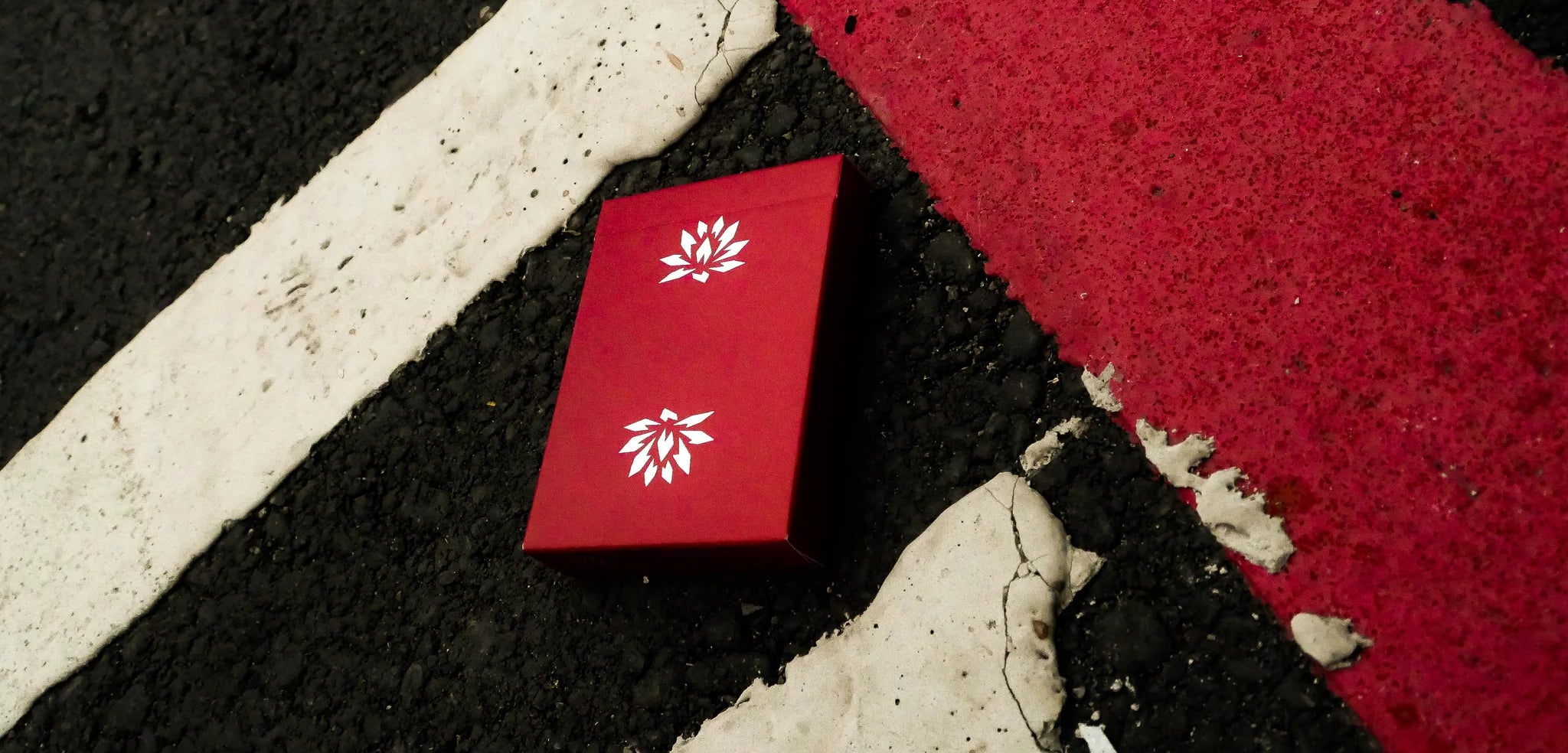 トランプ Lotusinhand Ardor Gradient Lotusinhand Ardor Gradient Playing Cards Limited Edition | eBay