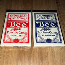 Load image into Gallery viewer, Bee Back No.67 (Blue Seal) Playing Cards
