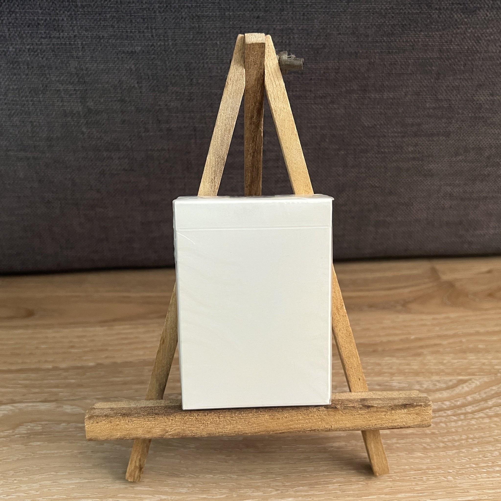 White Centurions Playing Cards (Ding) – The Cardpenter