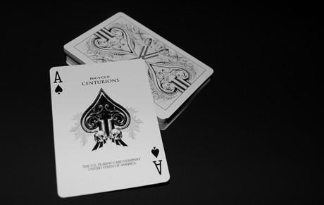 White Centurions Playing Cards (Ding) – The Cardpenter