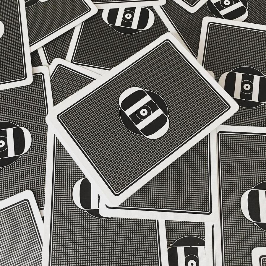 Smoke and Mirror Carbon Playing Cards (V7) – The Cardpenter